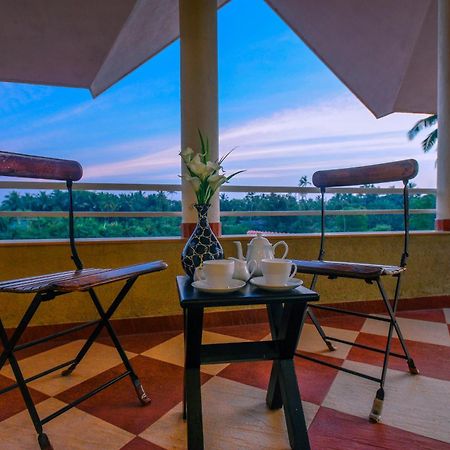 Treehouse Blue Hotel & Villas コルバ エクステリア 写真