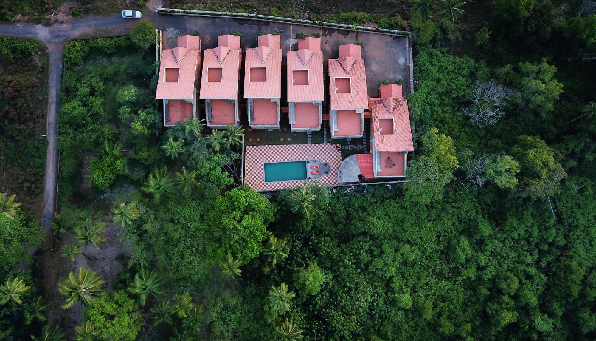 Treehouse Blue Hotel & Villas コルバ エクステリア 写真