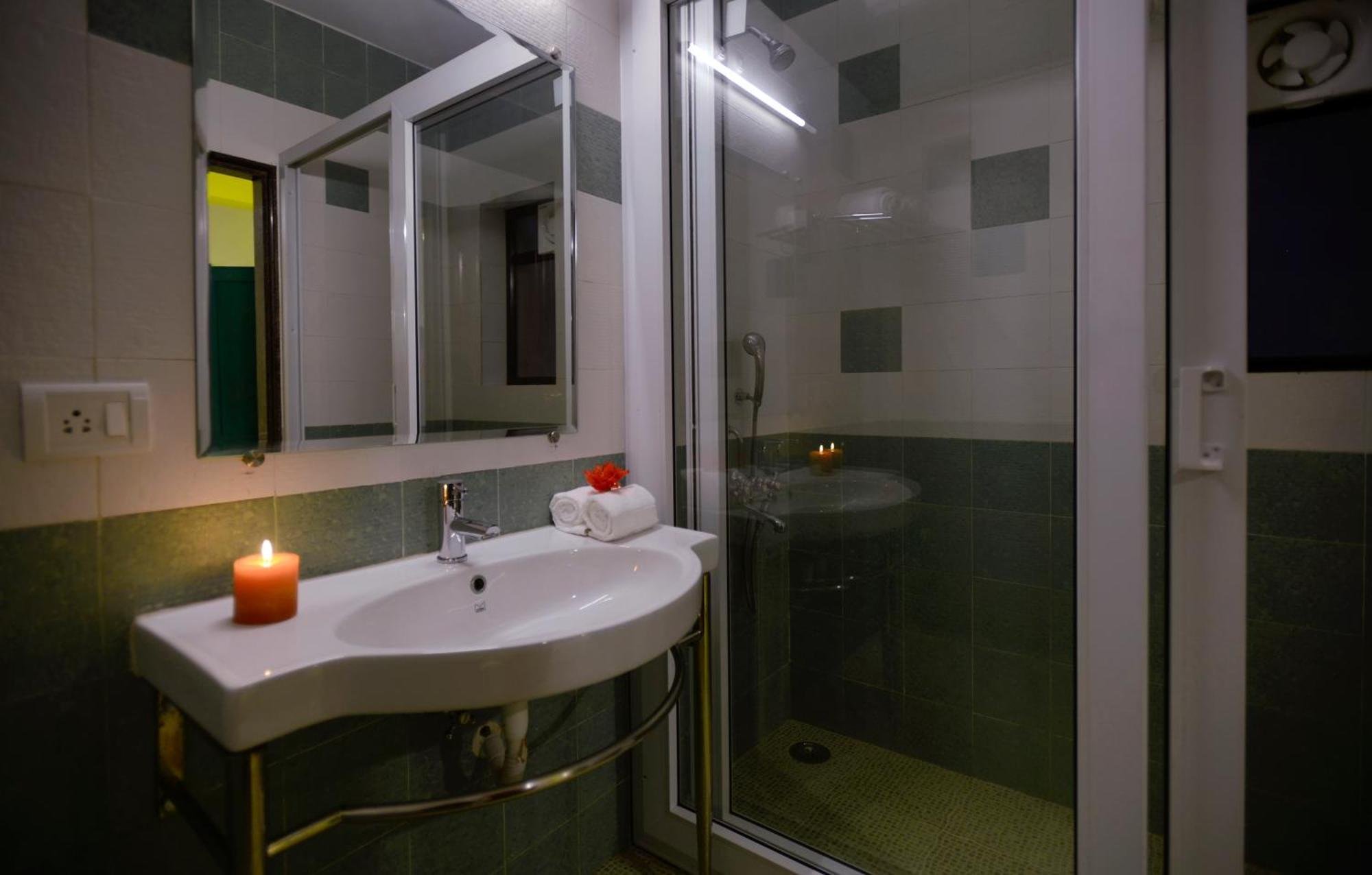 Treehouse Blue Hotel & Villas コルバ エクステリア 写真